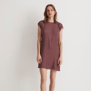 Madewell Sz 6 Plisse Pleated Mini Relaxed Dress in Pressed Grape Color